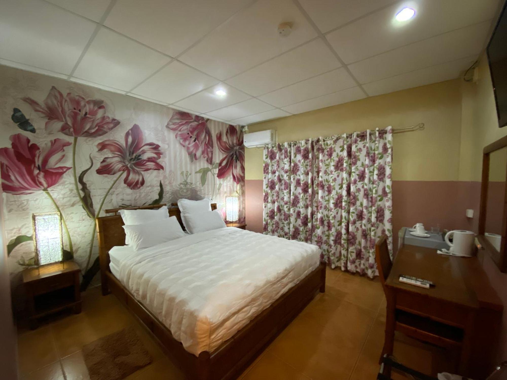 Little Italy Hotel Nuku'alofa Eksteriør bilde