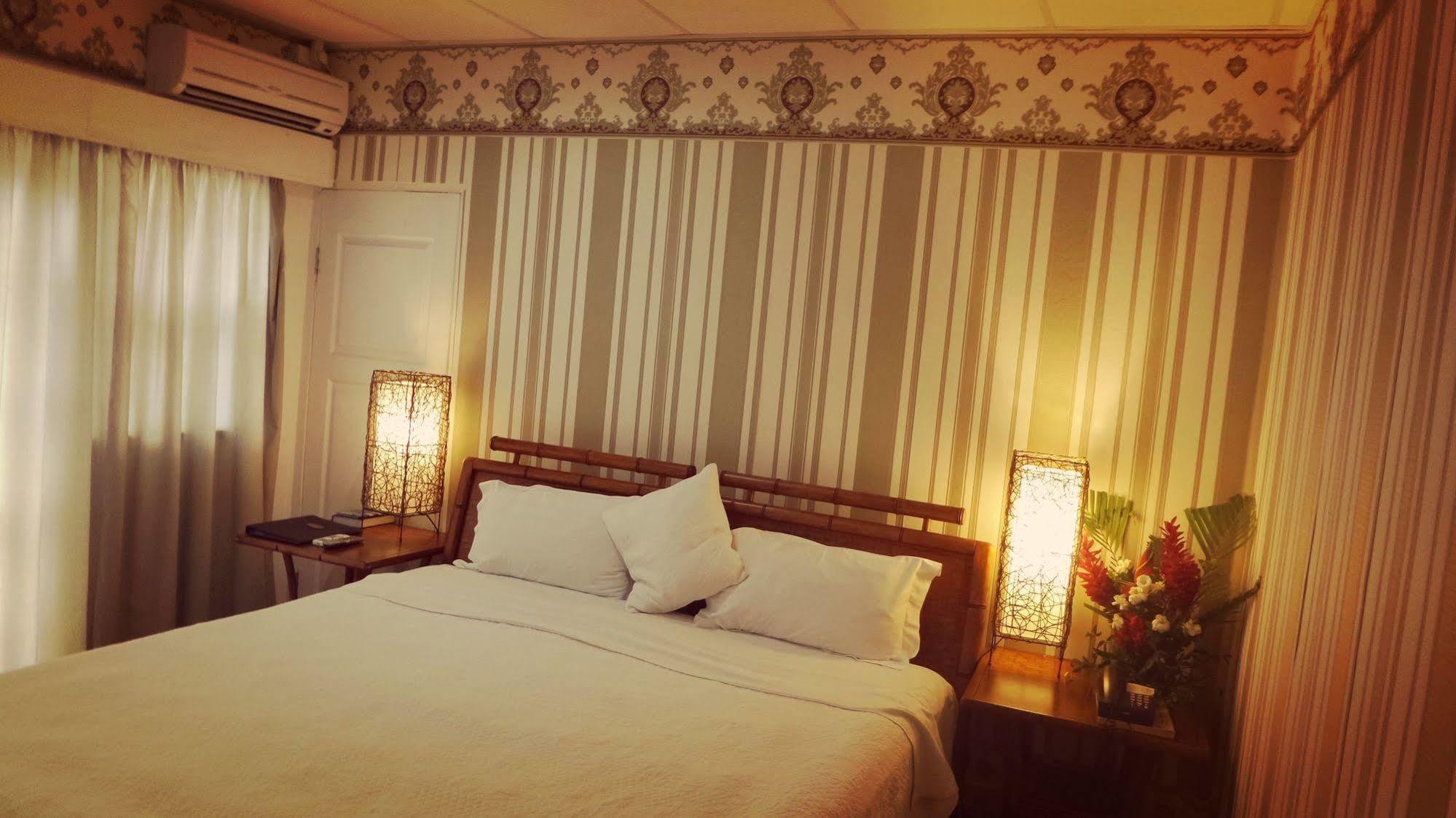 Little Italy Hotel Nuku'alofa Eksteriør bilde